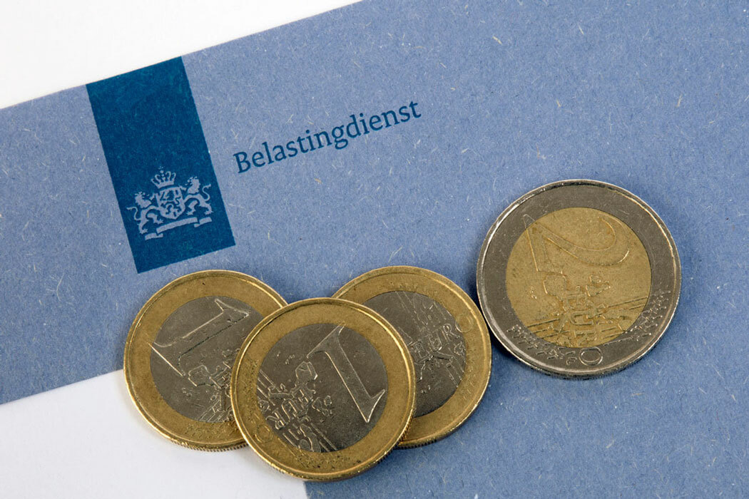 Blauwe envelop Belastingdienst