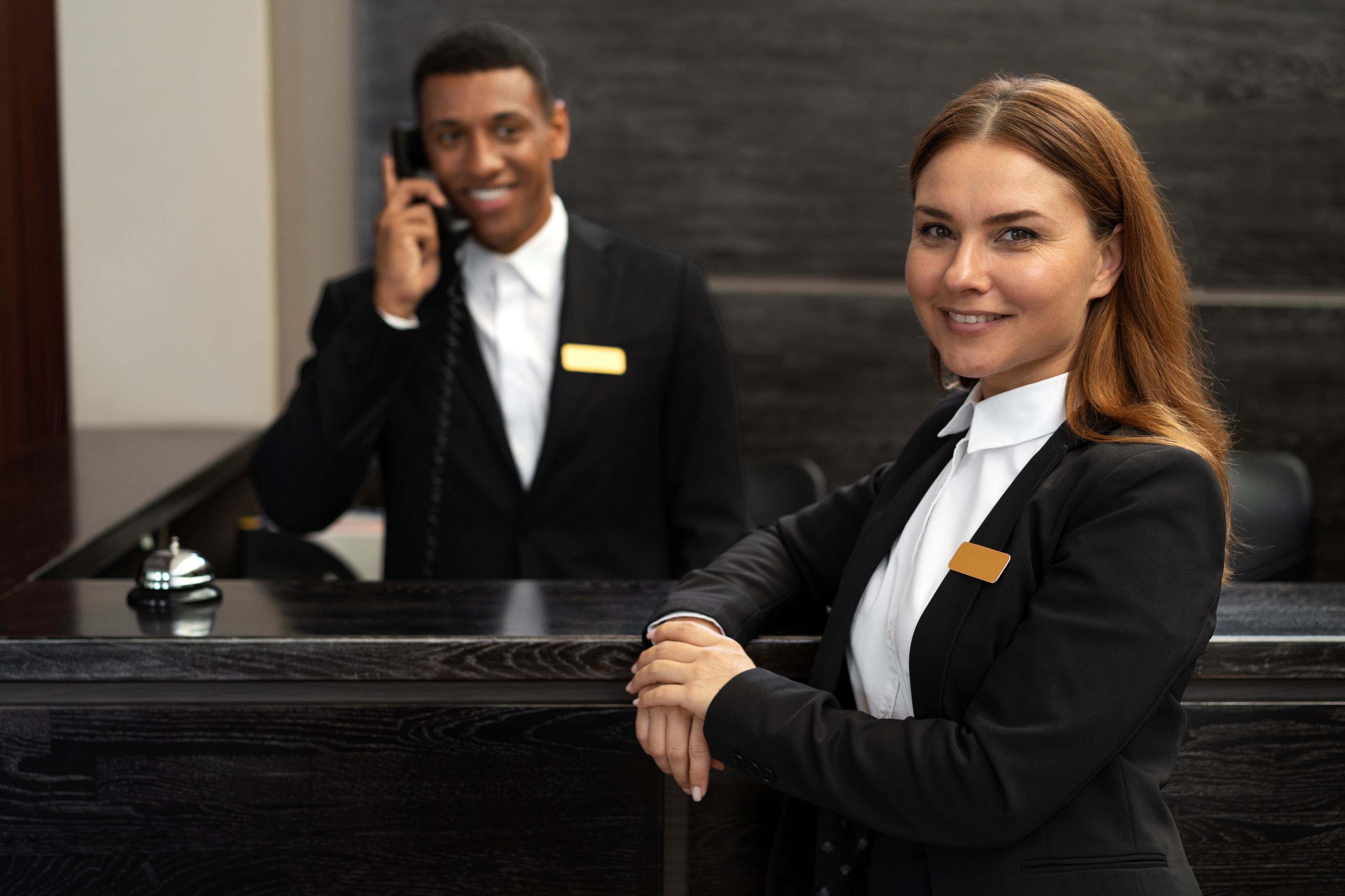 Hotel receptionist balie