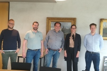 IMG 20230511 161415615 BURST000 COVER TOP jpg 1 Cropped 1