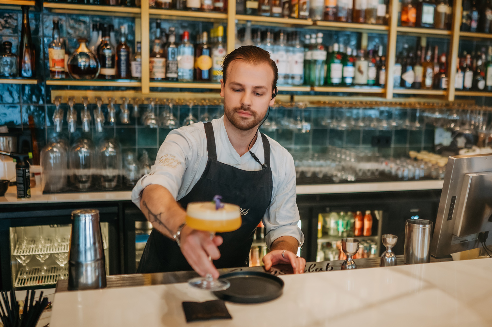 KHN bartender horeca medewerker