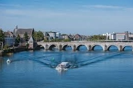 Maastricht 2 Cropped