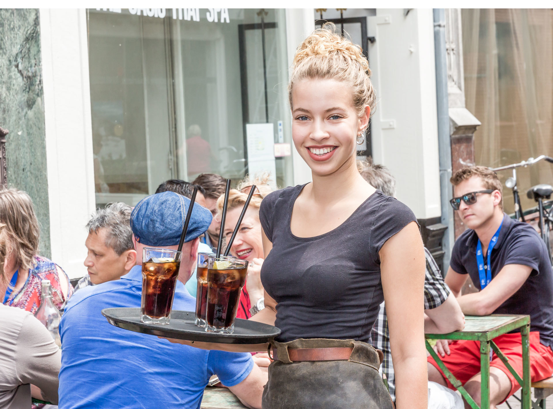 Werken_in_de_Horeca_1920x1420px_1H0A7854