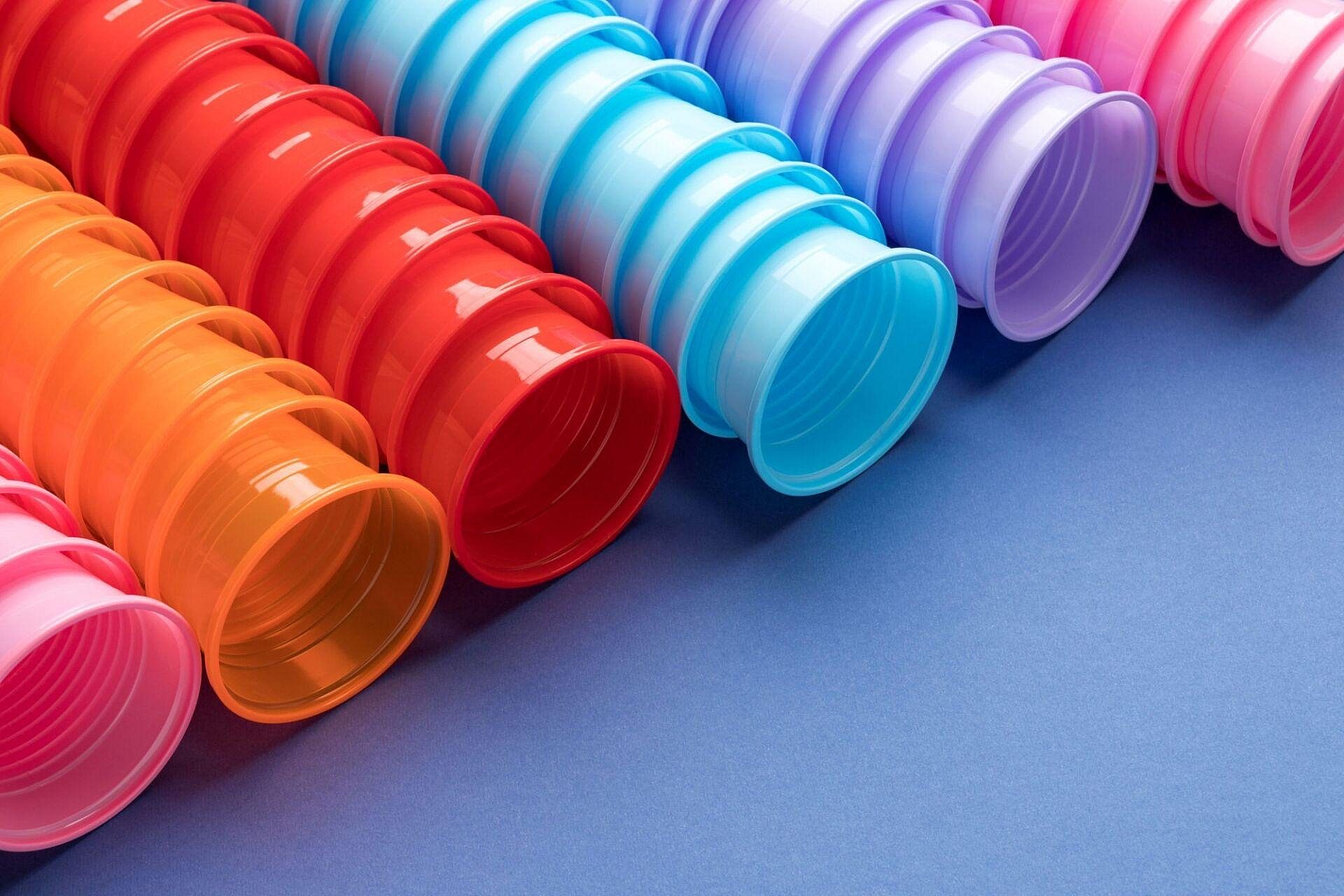 Plastic bekers4