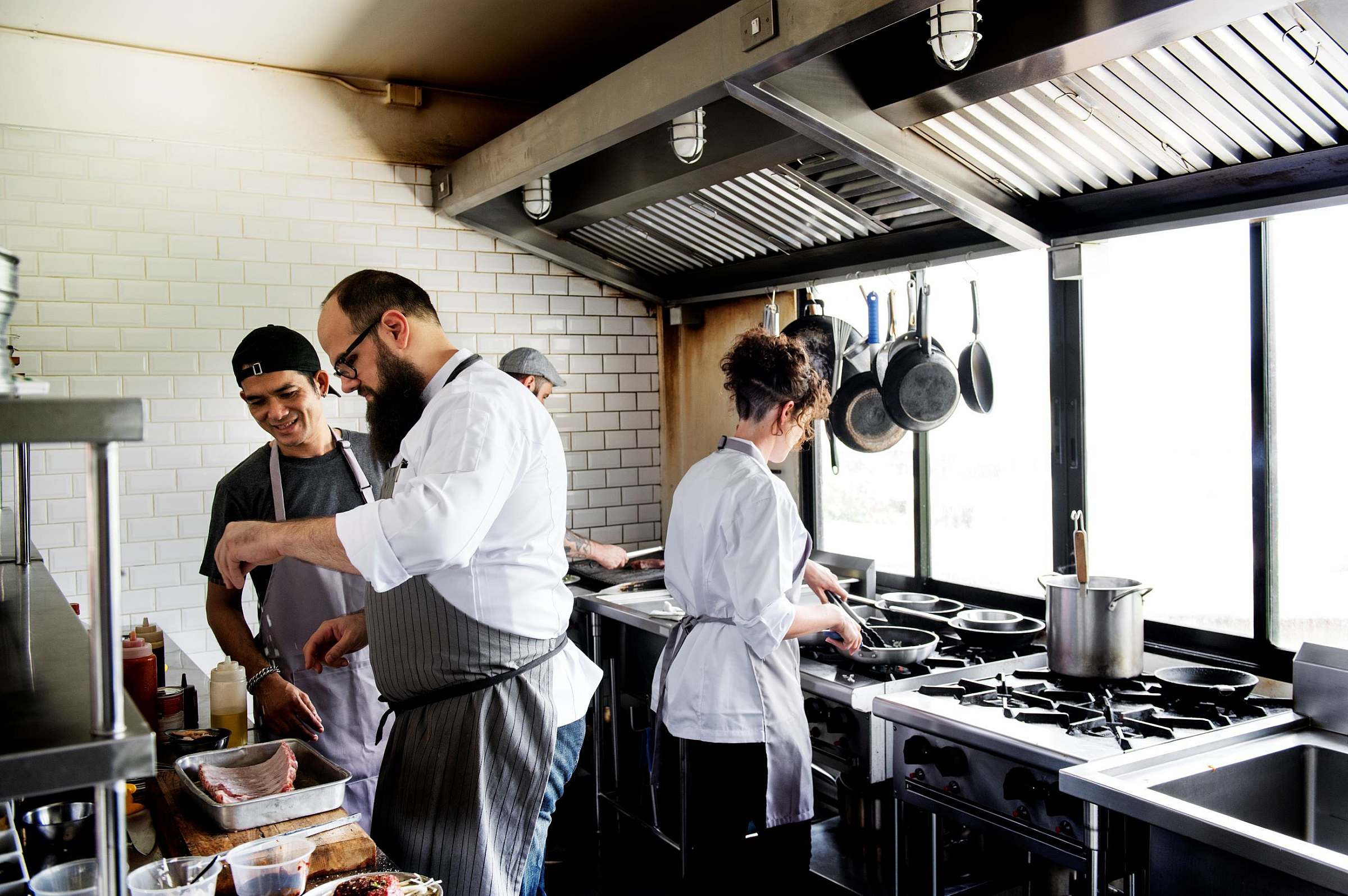Leidinggeven keuken personeel