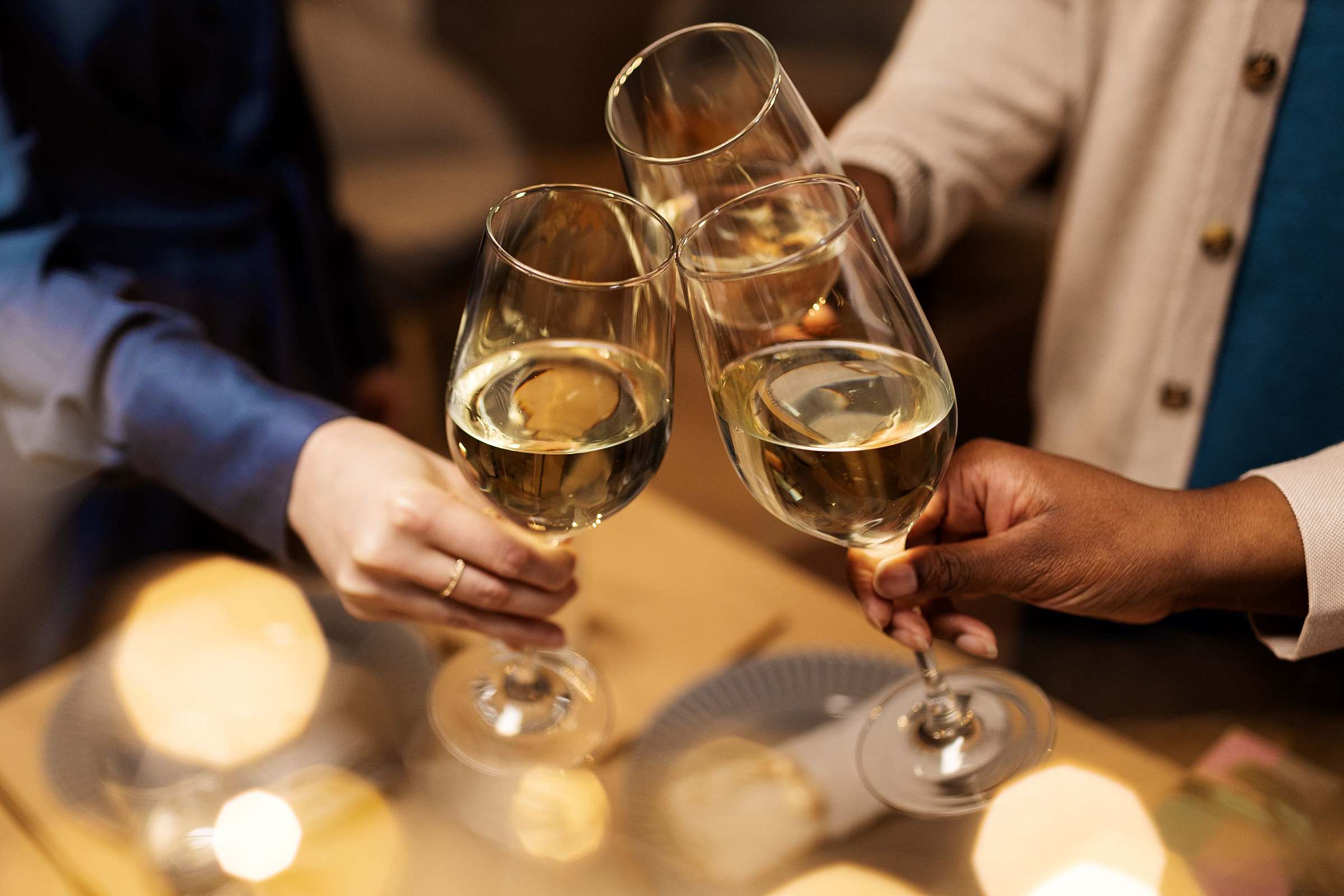 Champagne diner feestelijk nieuwjaar