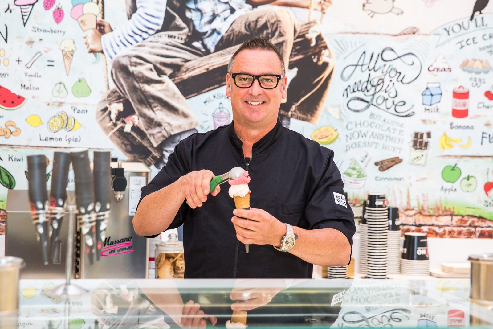 Ijssalon-ondernemer-ijsbereiding