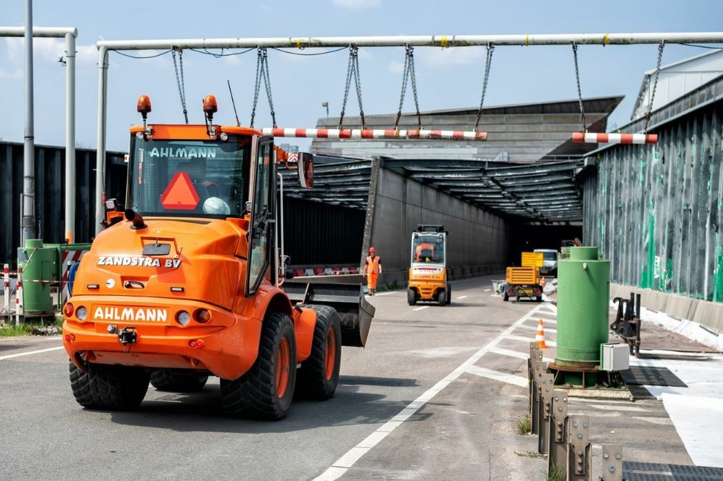Amsterdam afsluiting Piet Heintunnel