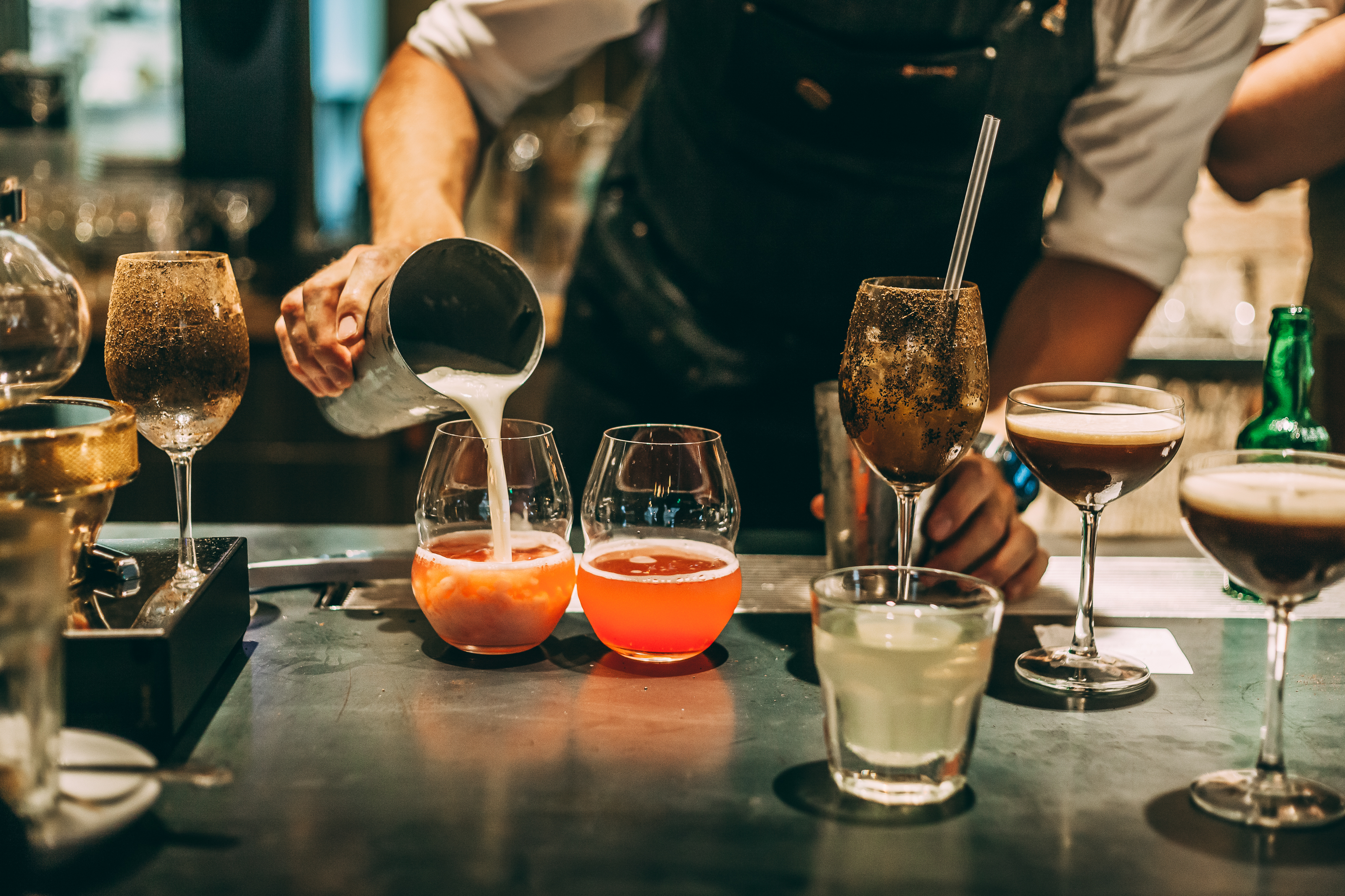 Bar medewerker cocktail cafe