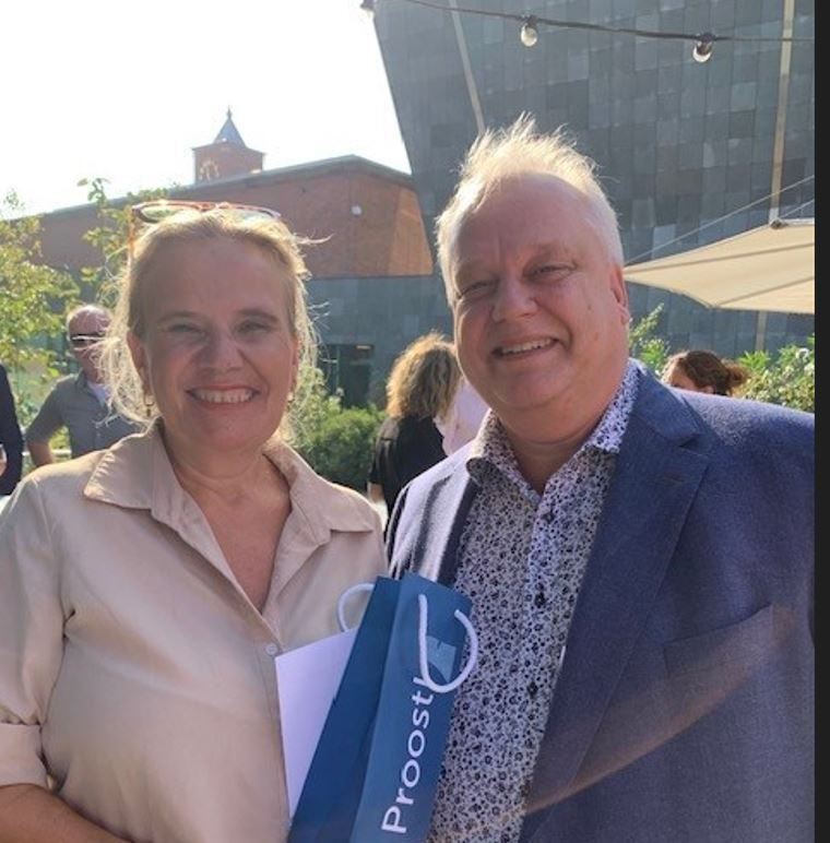 Monique Esselbrugge1