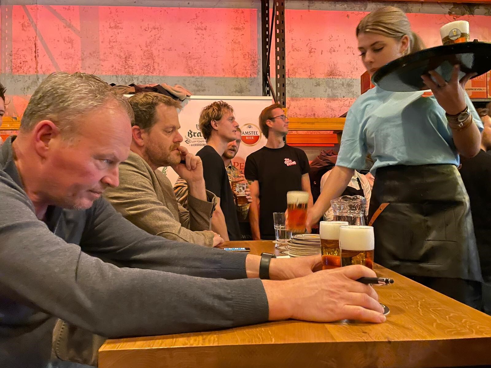 Jury biertapwedstrijd nijmegen