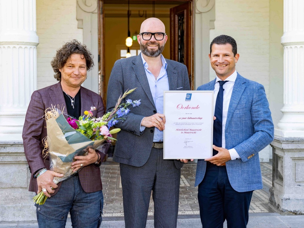 KHN feliciteert Hotel Management School Maastricht