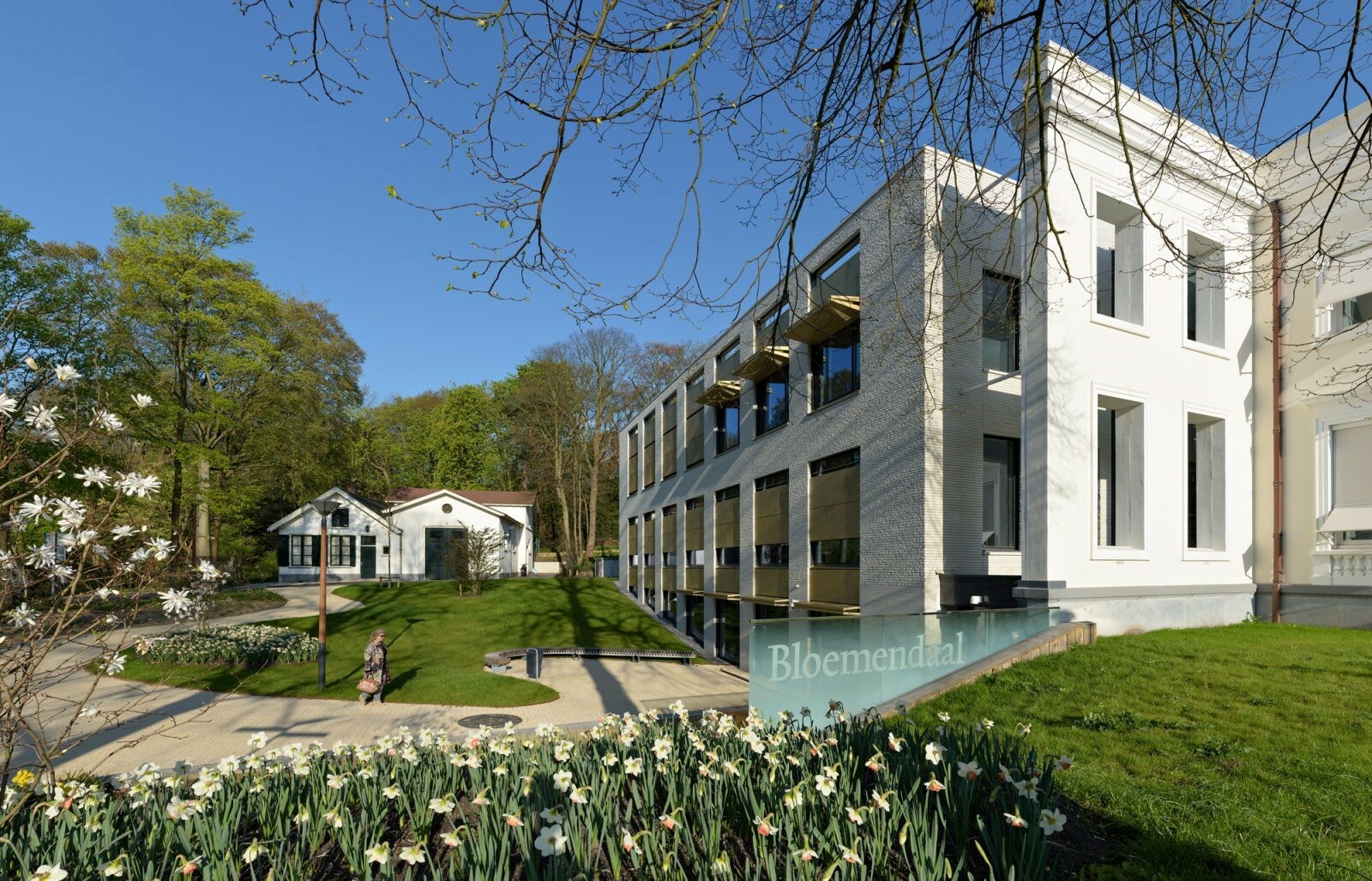 Bloemendaal gemeentehuis