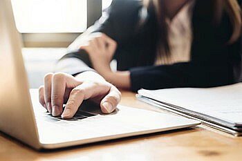 Geld laptop regelen