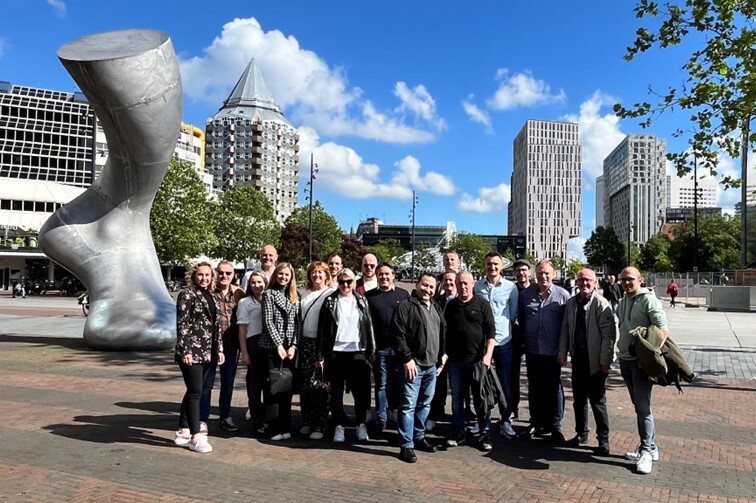 Afbeelding 350 x 233 groepsfoto