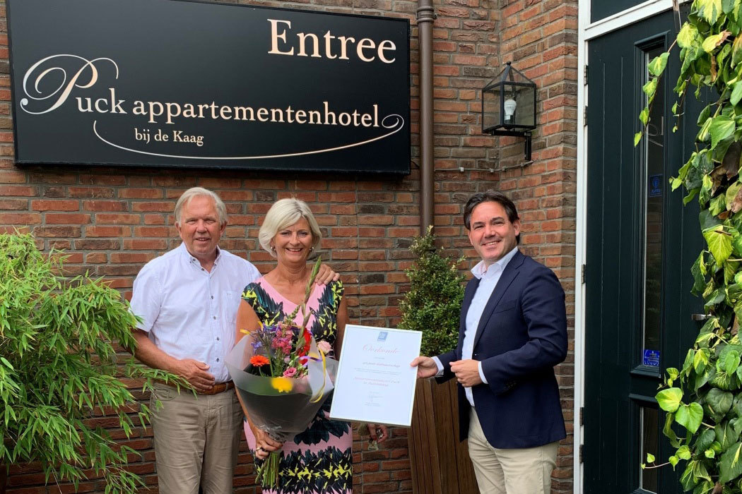 Nanny en Jacques Vrolijk van Appartementenhotel Puck 40 jaar lid van KHN Cropped