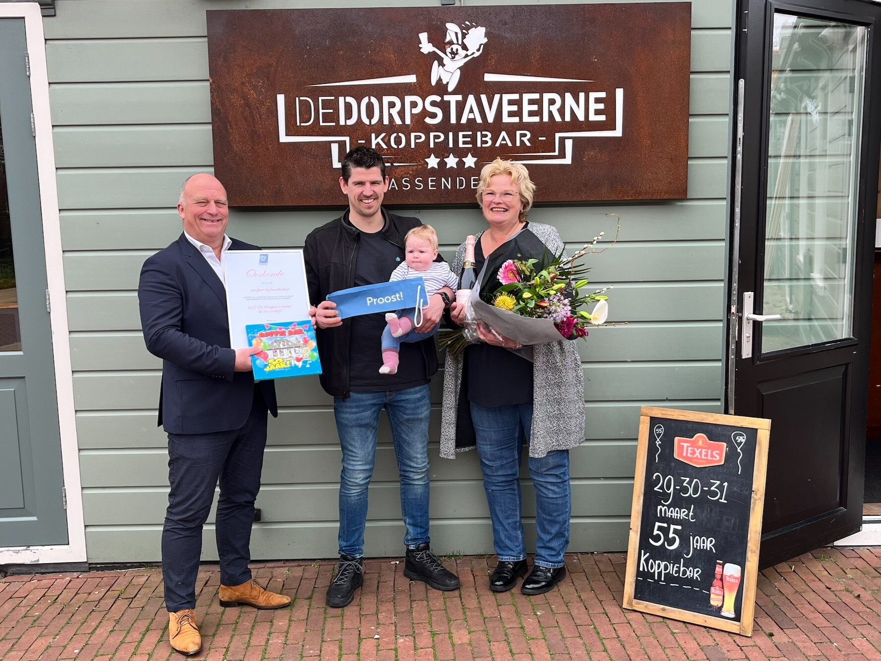 Dorpstaveerne 50 jaar lid KHN