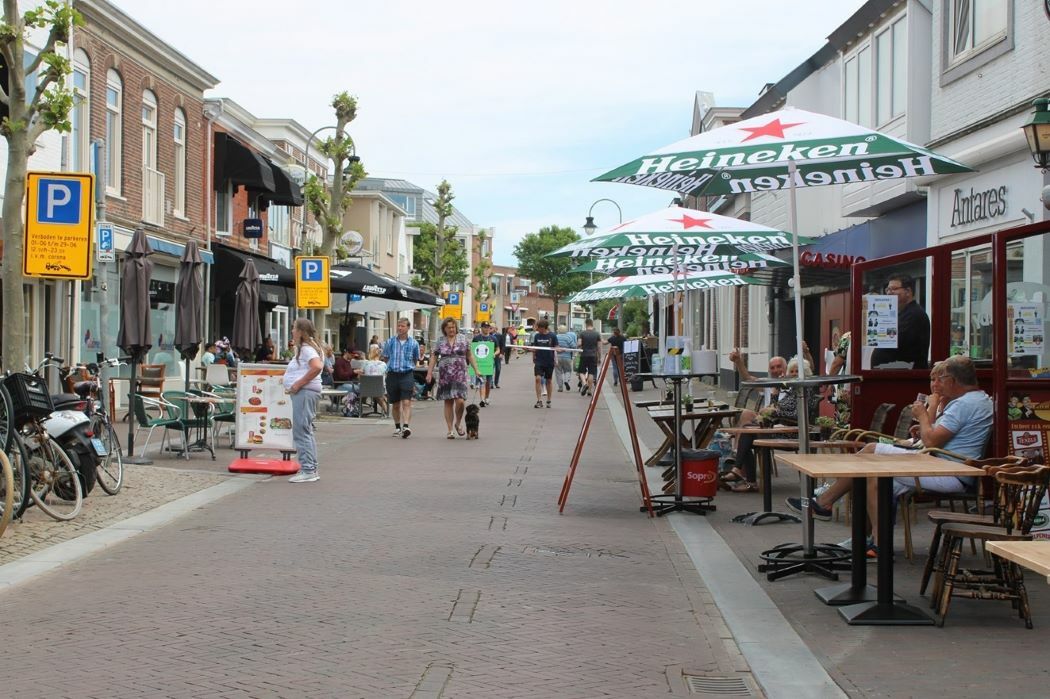 Zandvoort terras Haltestraa