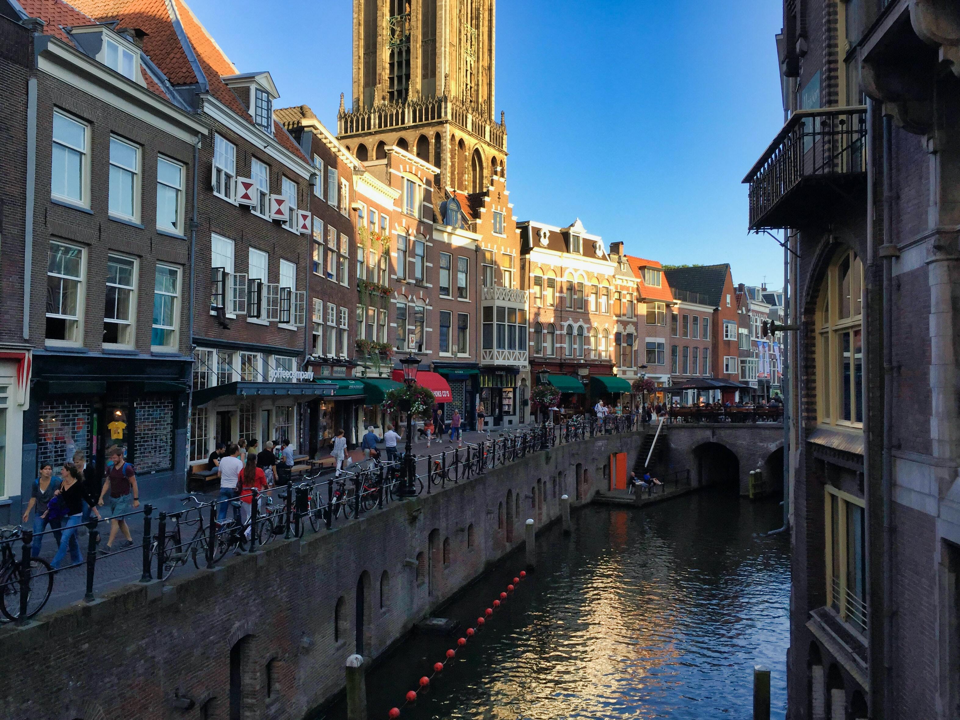 Utrecht gracht en dom