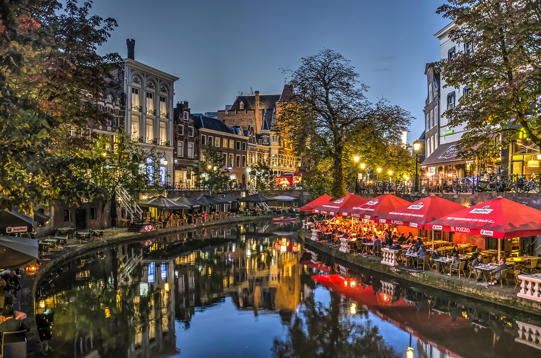 Utrecht gracht terrassen