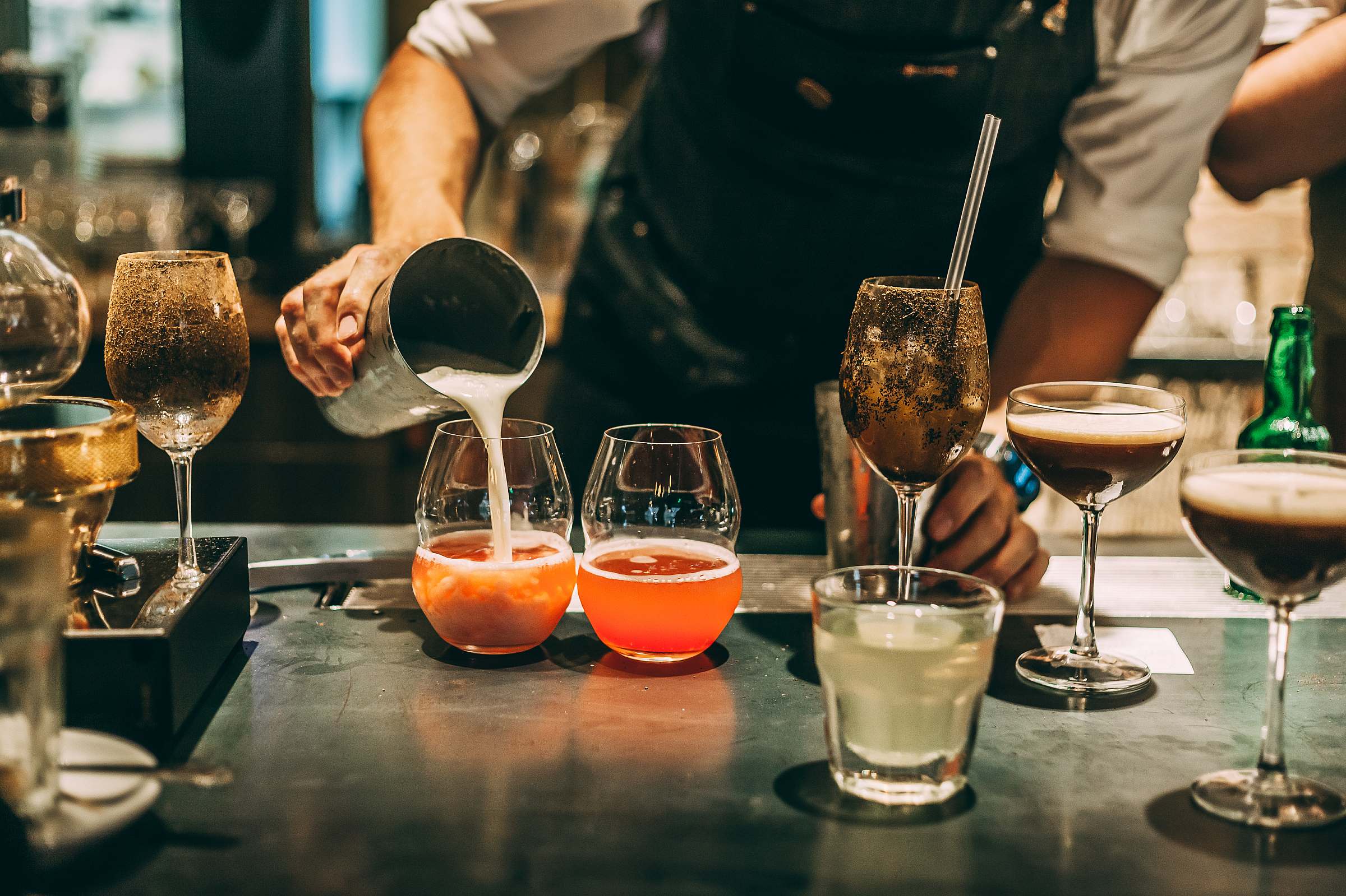 Bar medewerker cocktail cafe