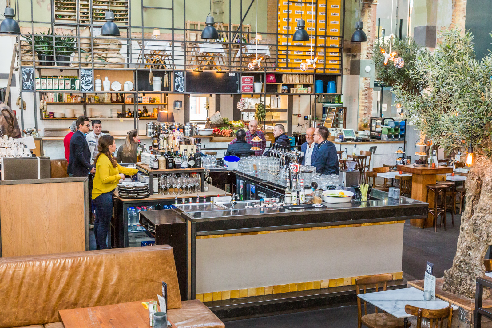 Grand cafe Eindhoven bar inrichting