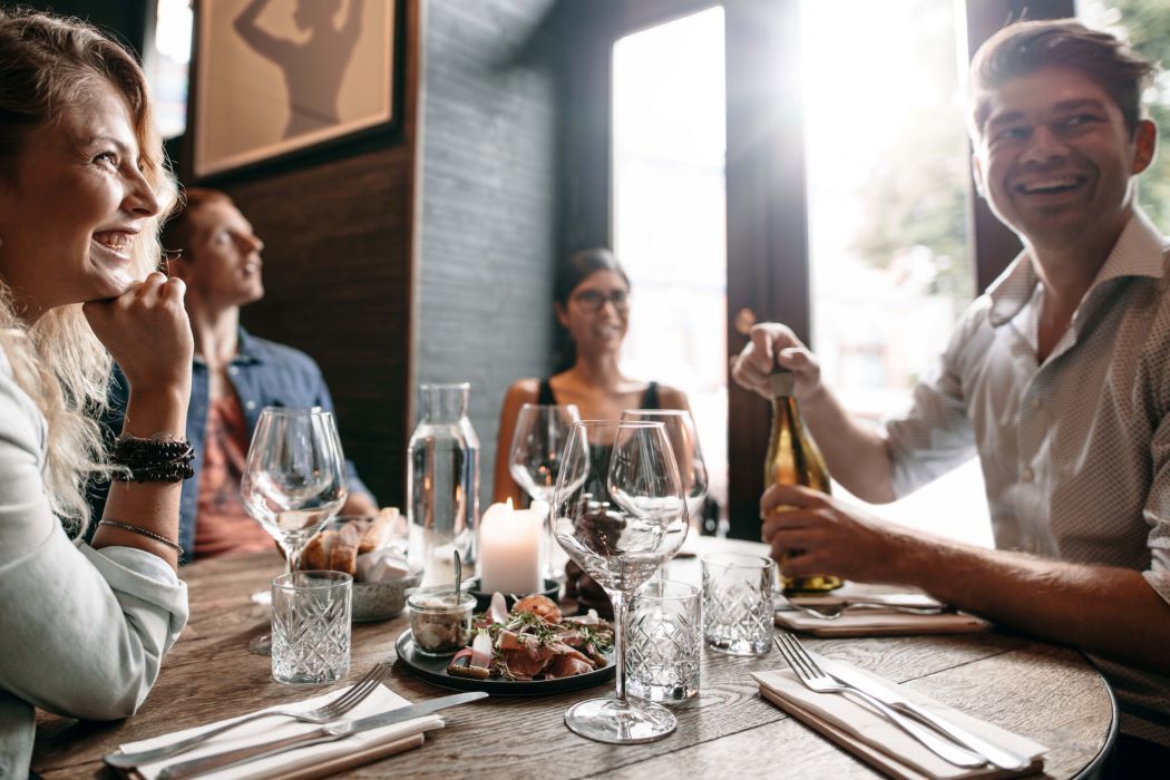 20210528 website persconferentie heropening restaurants en cafes 1 HERO