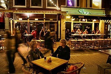 Veiligheid nacht op terras