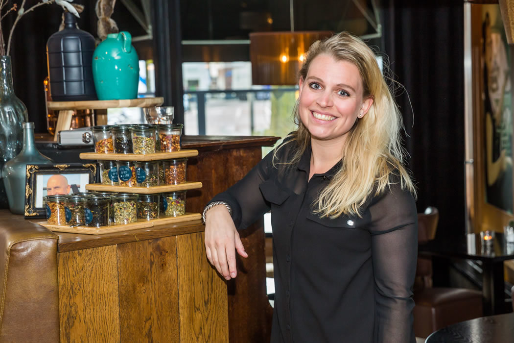 Horeca medewerkster bediening