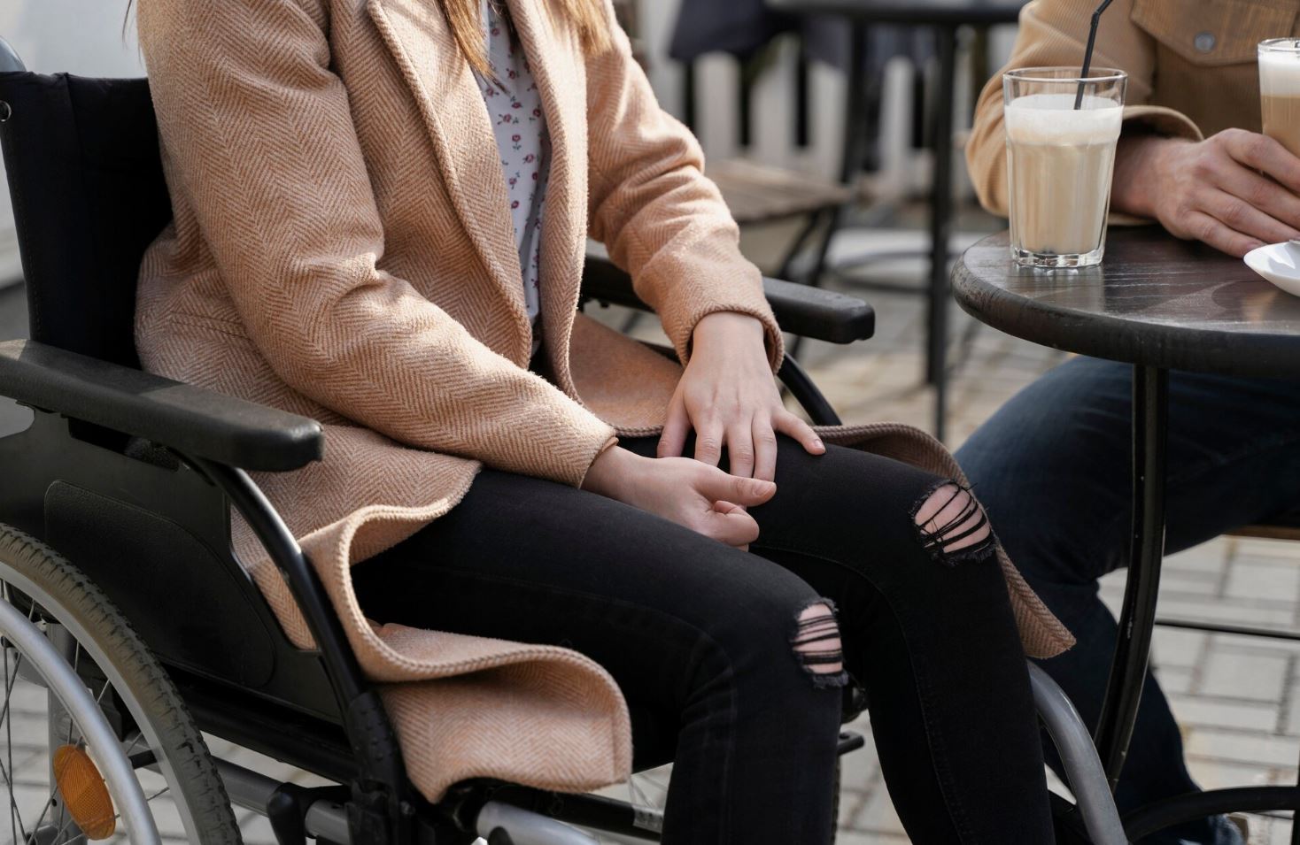 Rolstoel horeca terras