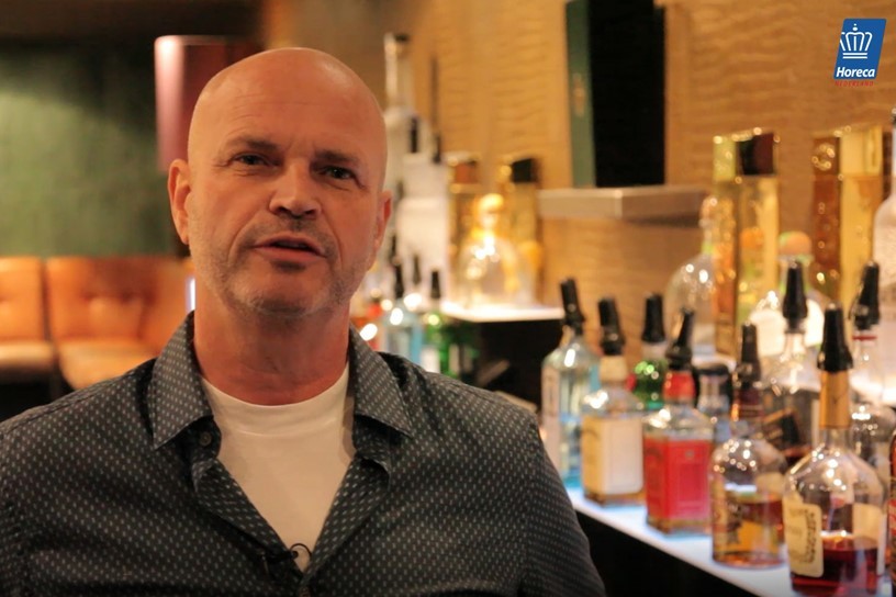 Marcel Norbart Club Abe Amsterdam afpersing handgranaat video still