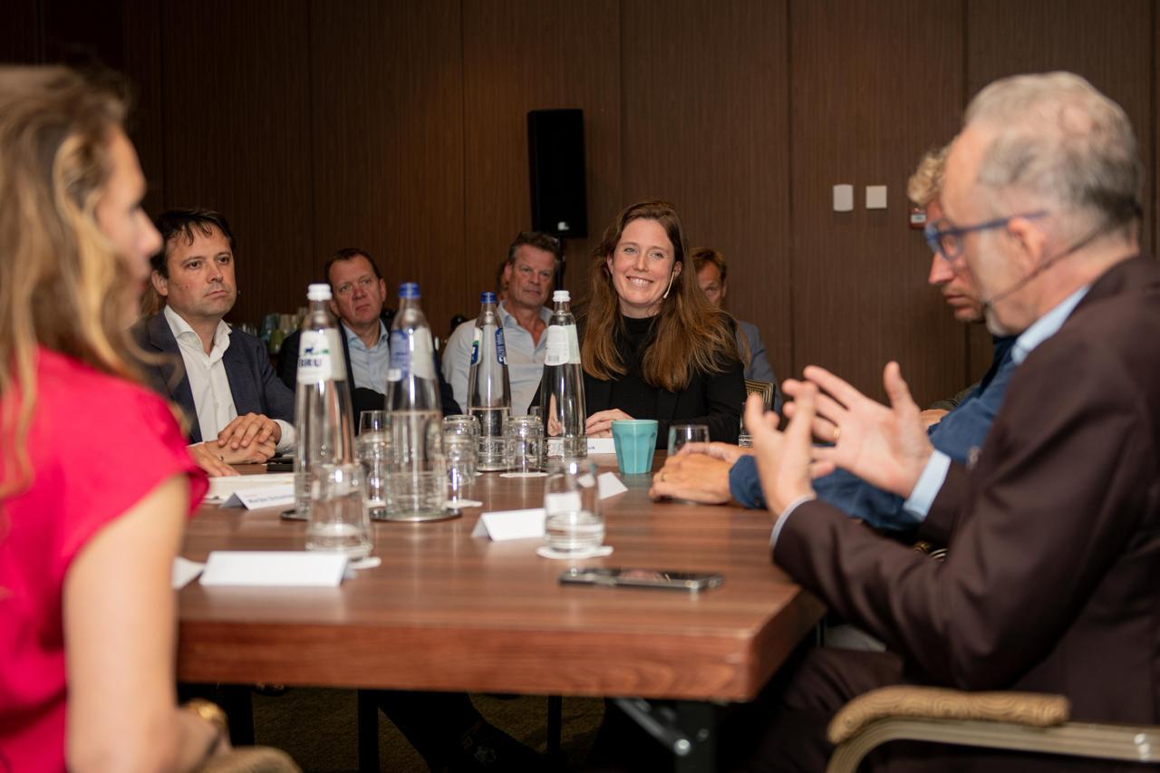 Ronde tafelgesprek september 2